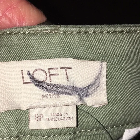 NWT Loft Outlet High Rise Slim Fit Olive Green Wide Leg Crop Pants Petite - Picture 4 of 8